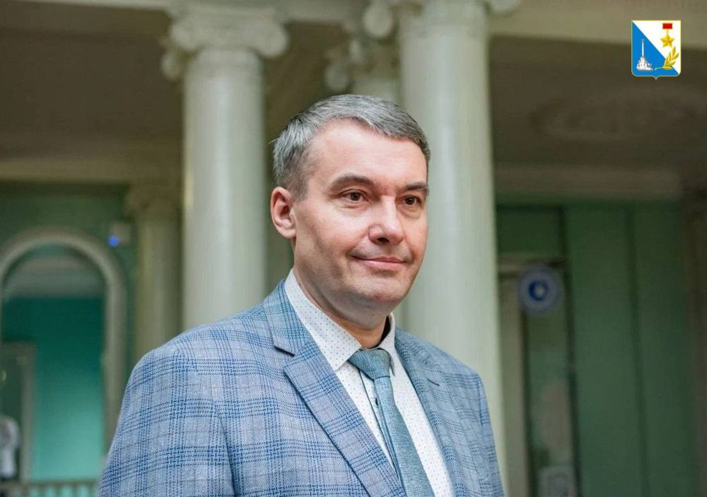 Директор департамента здравоохранения Севастополя Виталий Денисов и представители всех государственных медицинских организаций посетили Институт фундаментальной медицины и здоровьесбережения Директор департамента здравоохранения Севастополя Виталий Денисов и представители всех государственных медицинских организаций посетили Институт фундаментальной медицины и здоровьесбережения