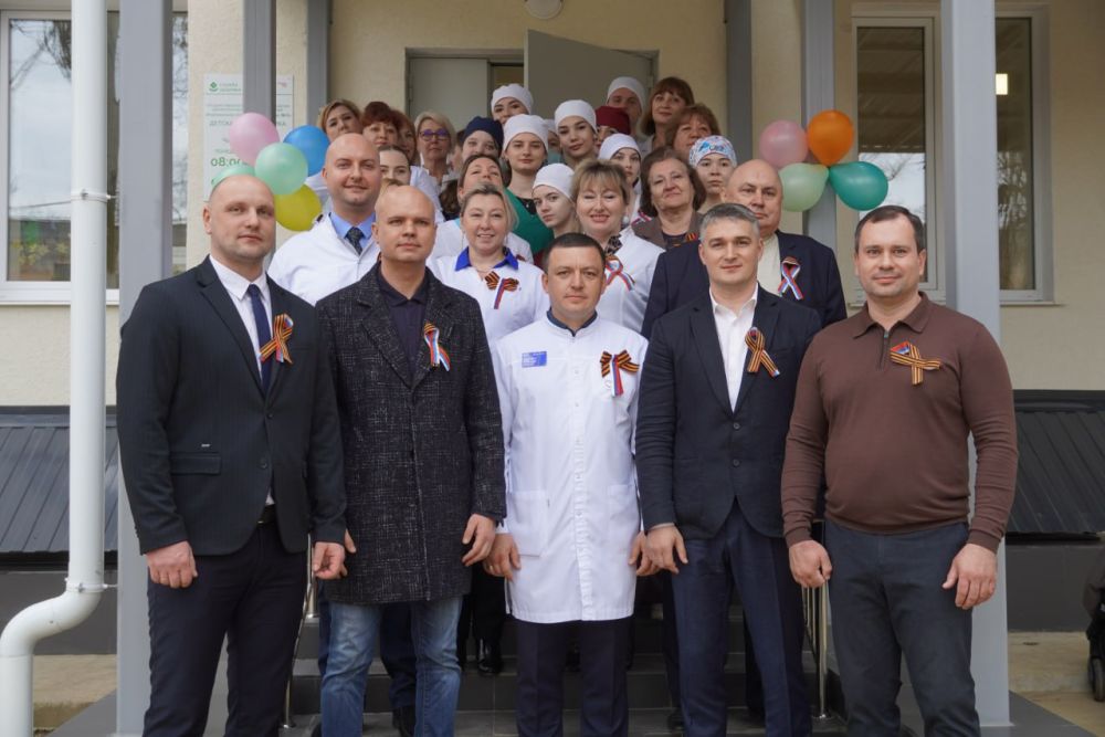 В Керчи состоялось открытие детской поликлиники «Керченской городской больницы №3», расположенной по адресу ул. Парковая, 6 В Керчи состоялось открытие детской поликлиники «Керченской городской больницы №3», расположенной по адресу ул. Парковая, 6