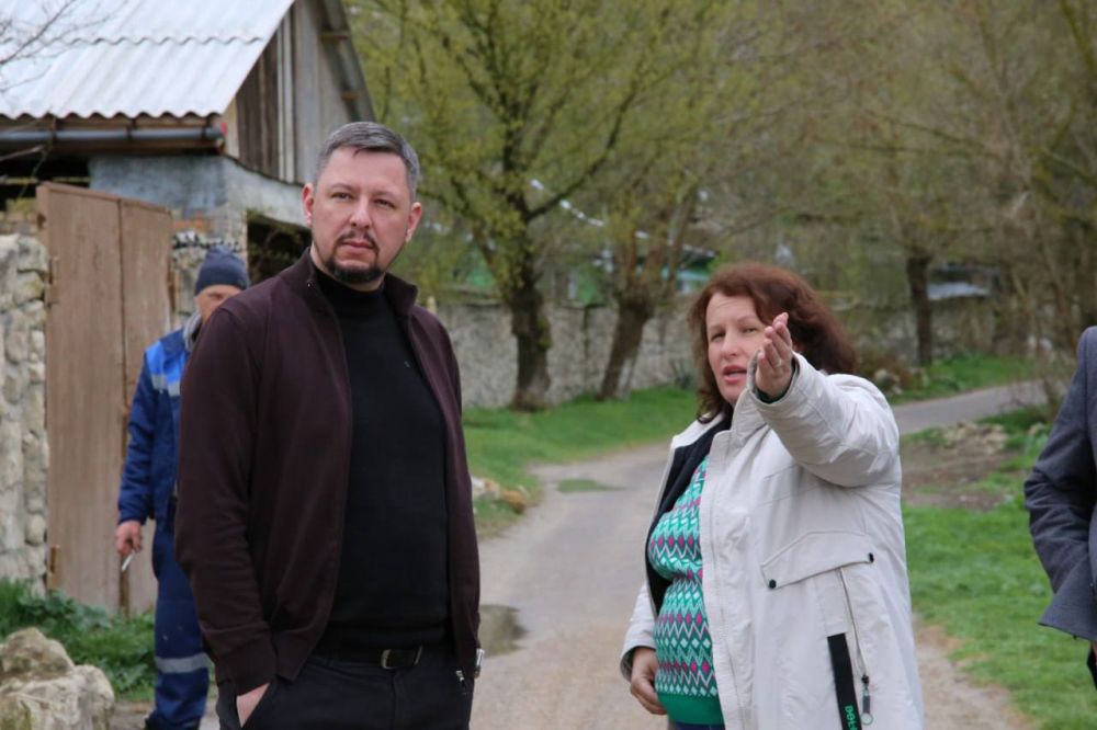 Дмитрий Скобликов: Провел еженедельный прием граждан вместе с заместителями Дмитрий Скобликов: Провел еженедельный прием граждан вместе с заместителями