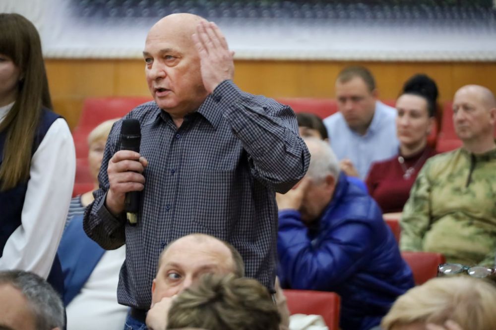 Юрий Гоцанюк: В администрации Симферополя прошло расширенное совещание, посвященное актуальным проблемам жилищно-коммунального хозяйства Юрий Гоцанюк: В администрации Симферополя прошло расширенное совещание, посвященное актуальным проблемам жилищно-коммунального хозяйства