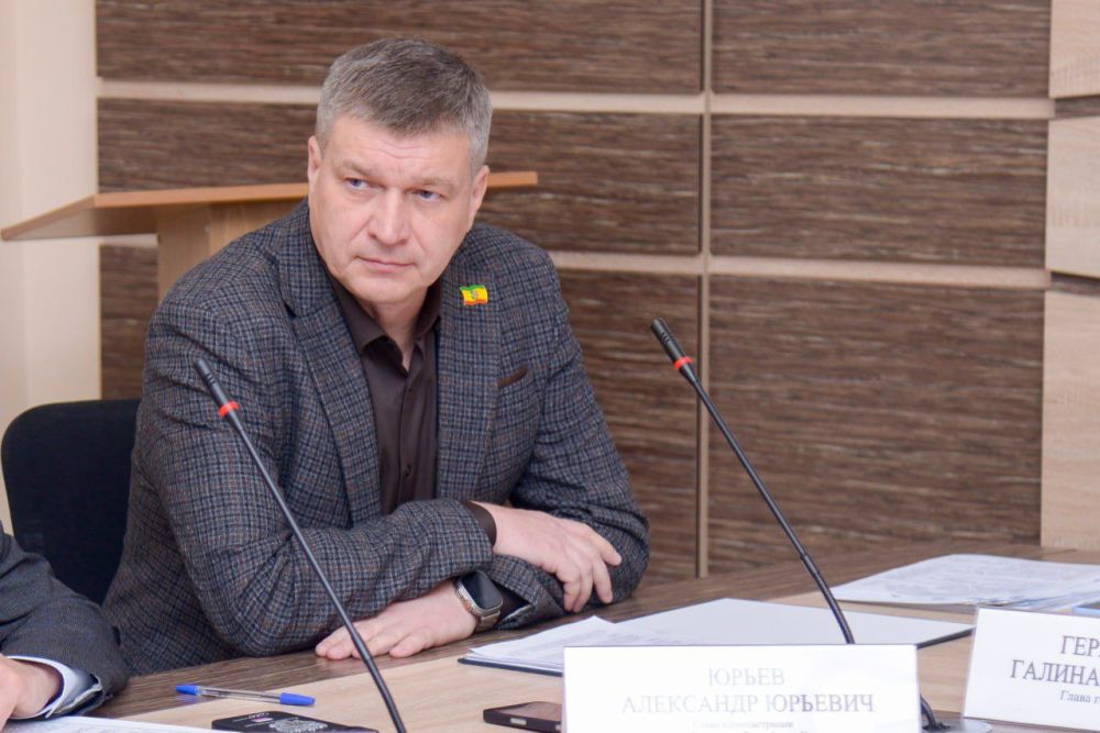 Александр Юрьев: Состоялось заседание очередной 10 сессии Евпаторийского городского совета Александр Юрьев: Состоялось заседание очередной 10 сессии Евпаторийского городского совета