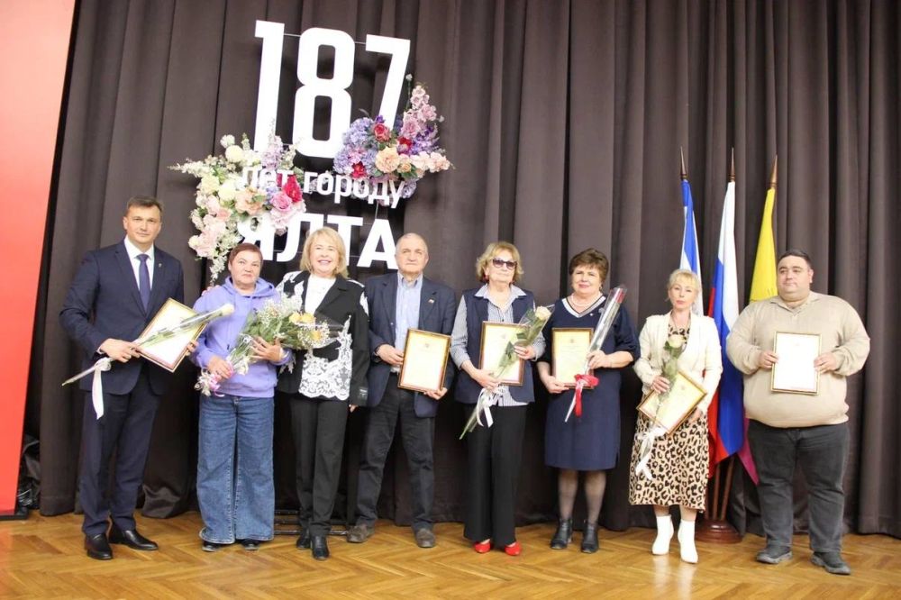 Константин Шимановский: Ялте 187 лет! Статус города был присвоен Ялте 4 апреля 1838 года Константин Шимановский: Ялте 187 лет! Статус города был присвоен Ялте 4 апреля 1838 года