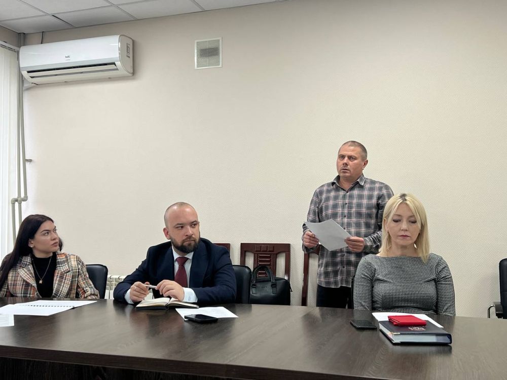 Наталья Резниченко: 3 апреля прошло первое заседание общественного совета при Министерстве здравоохранения Крыма Наталья Резниченко: 3 апреля прошло первое заседание общественного совета при Министерстве здравоохранения Крыма