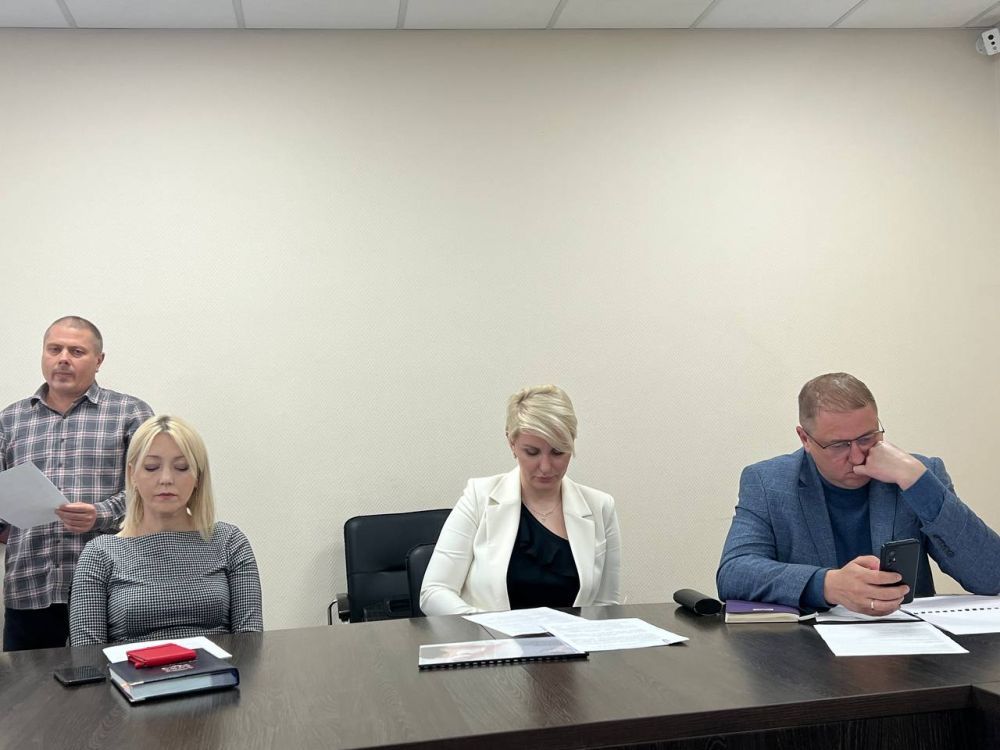 Наталья Резниченко: 3 апреля прошло первое заседание общественного совета при Министерстве здравоохранения Крыма Наталья Резниченко: 3 апреля прошло первое заседание общественного совета при Министерстве здравоохранения Крыма