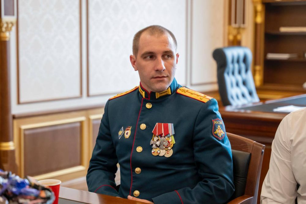 Муфтий мусульман Республики Крым и г. Севастополь Хаджи Эмирали Аблаев совместно с начальником отдела религиозных мероприятий ЦРО ДУМК Зенифе Аблаевой провели рабочую встречу с членом Общественной Палаты РК и основателем... Муфтий мусульман Республики Крым и г. Севастополь Хаджи Эмирали Аблаев совместно с начальником отдела религиозных мероприятий ЦРО ДУМК Зенифе Аблаевой провели рабочую встречу с членом Общественной Палаты РК и основателем...