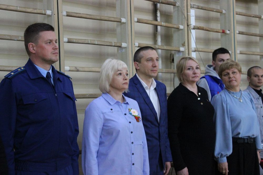 Принял участие в торжественной церемонии закрытия муниципального этапа Всероссийской военно-патриотической игры «Зарница 2.0» среди старшей и специальной возрастной категории Принял участие в торжественной церемонии закрытия муниципального этапа Всероссийской военно-патриотической игры «Зарница 2.0» среди старшей и специальной возрастной категории