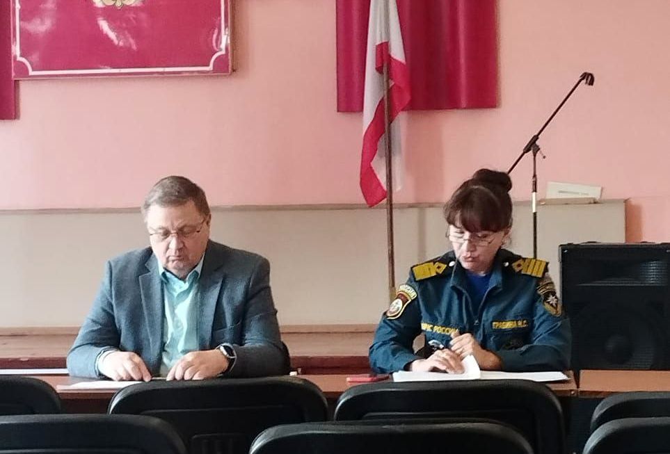 8 апреля 2025 года в зале заседаний Администрации Раздольненского района под руководством заместителя главы Администрации Раздольненского района – главного архитектора района Виктора Мироничева состоялось совещание по...