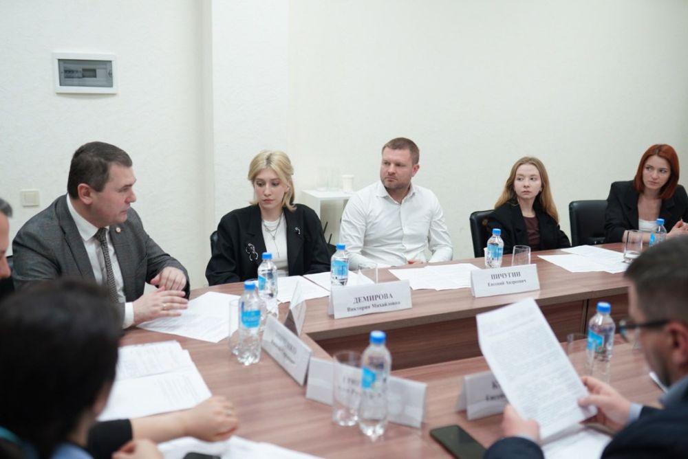 Избран новый председатель Общественного совета при Госкомитете молодежной политики Избран новый председатель Общественного совета при Госкомитете молодежной политики