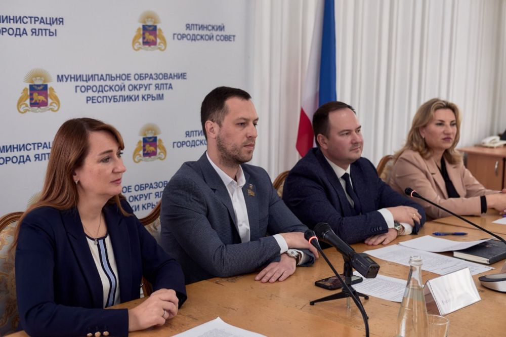 Ялта и Якутск провели телемост Ялта и Якутск провели телемост