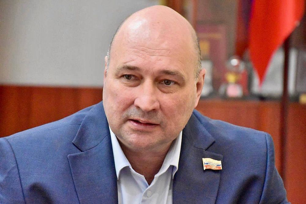 Владимир Немцев: Сегодня в Законодательном Собрании провёл рабочую встречу с сенатором Российской Федерации — представителем от законодательного органа государственной власти Волгоградской области Сергеем Васильевичем... Владимир Немцев: Сегодня в Законодательном Собрании провёл рабочую встречу с сенатором Российской Федерации — представителем от законодательного органа государственной власти Волгоградской области Сергеем Васильевичем...