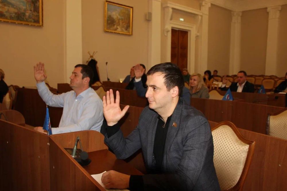 Константин Шимановский: Состоялась 10-я сессия Ялтинского городского совета! Константин Шимановский: Состоялась 10-я сессия Ялтинского городского совета!