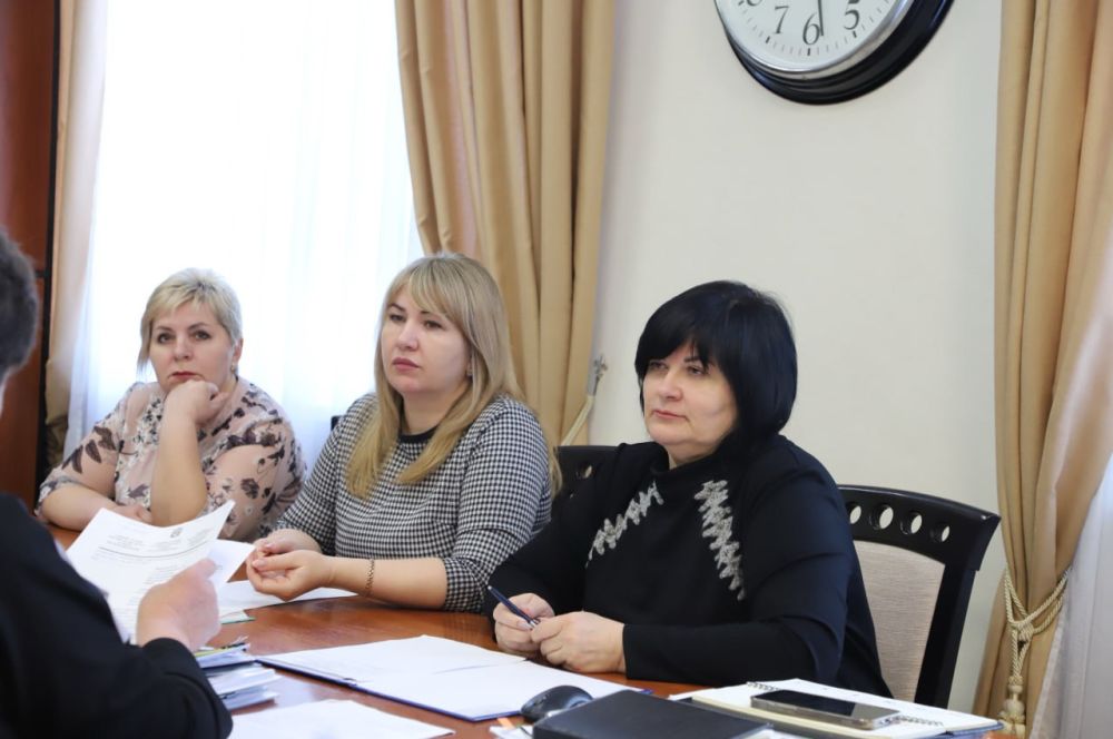 Анжелика Ястребова: Прошел еженедельный прием граждан вместе с заместителями и представителями структурных подразделений администрации района Анжелика Ястребова: Прошел еженедельный прием граждан вместе с заместителями и представителями структурных подразделений администрации района