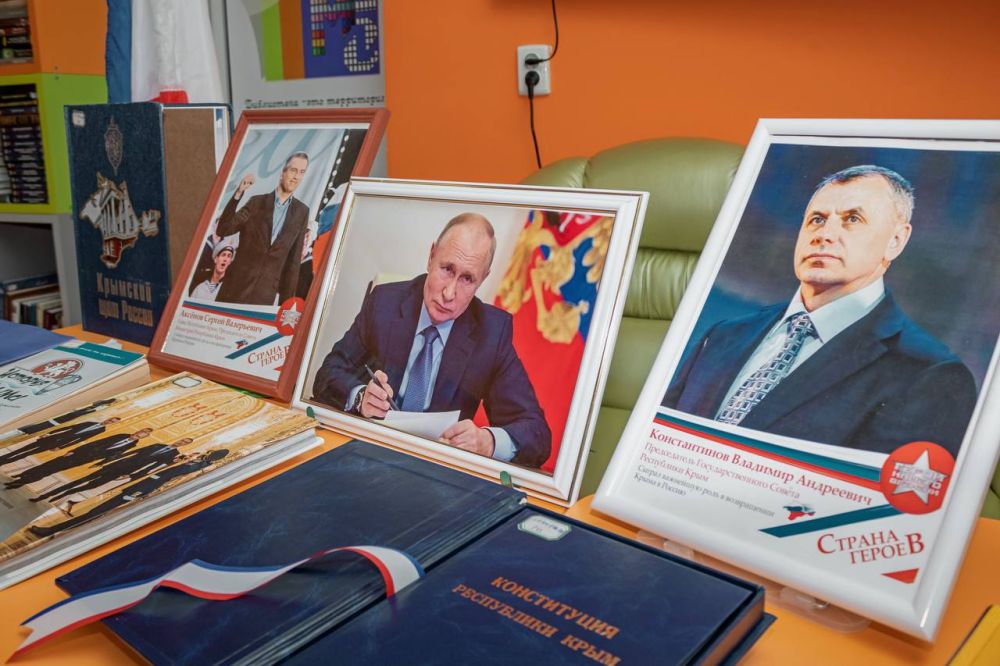 Иван Мезюхо: Зачем крымчанину знать Конституцию Республики Крым? Вот 10 причин – каждая по делу! Иван Мезюхо: Зачем крымчанину знать Конституцию Республики Крым? Вот 10 причин – каждая по делу!