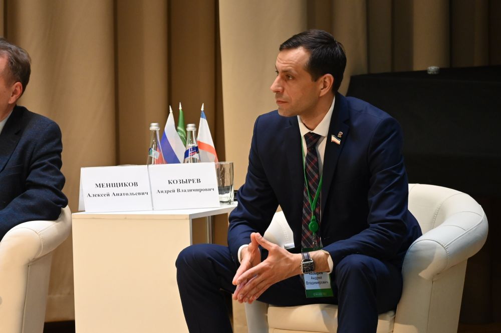 Минфин Крыма проводит юбилейную V Всероссийскую научно-практическую конференцию по вопросам экономического развития и управления региона Минфин Крыма проводит юбилейную V Всероссийскую научно-практическую конференцию по вопросам экономического развития и управления региона