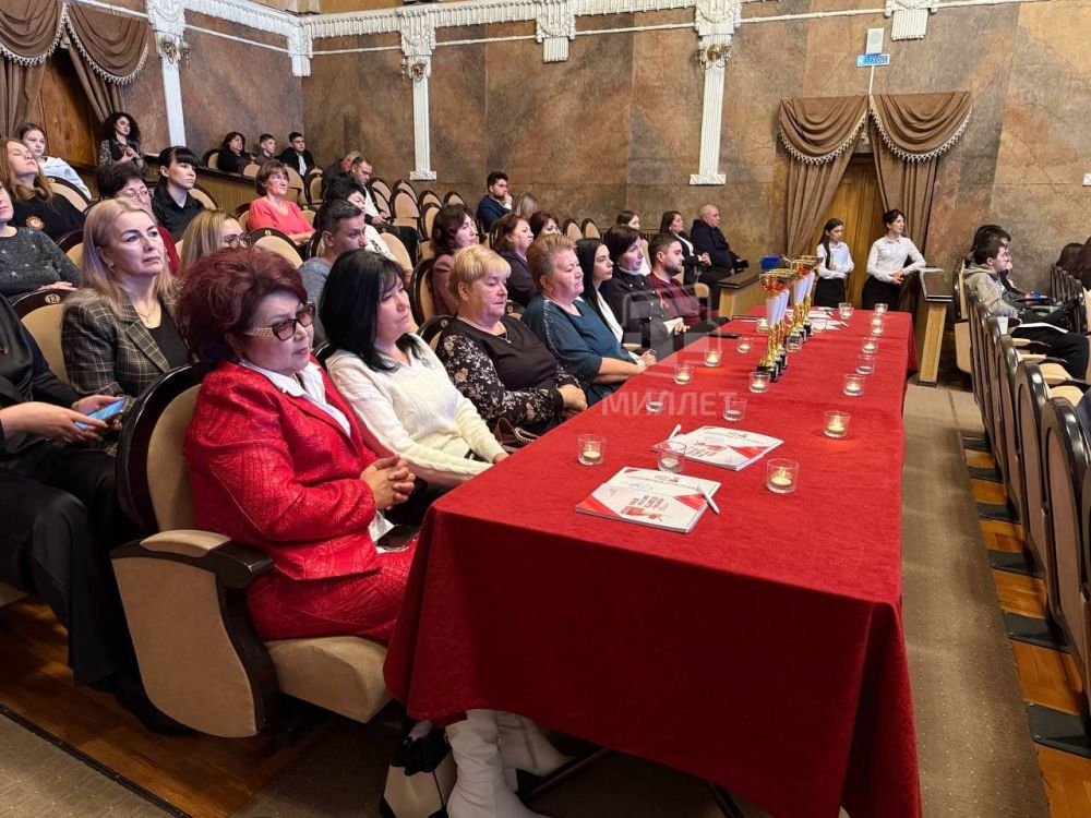 В Симферополе прошёл муниципальный интеллектуальный конкурс: «Подвиг ваш — бессмертен, память о вас — вечна!» В Симферополе прошёл муниципальный интеллектуальный конкурс: «Подвиг ваш — бессмертен, память о вас — вечна!»