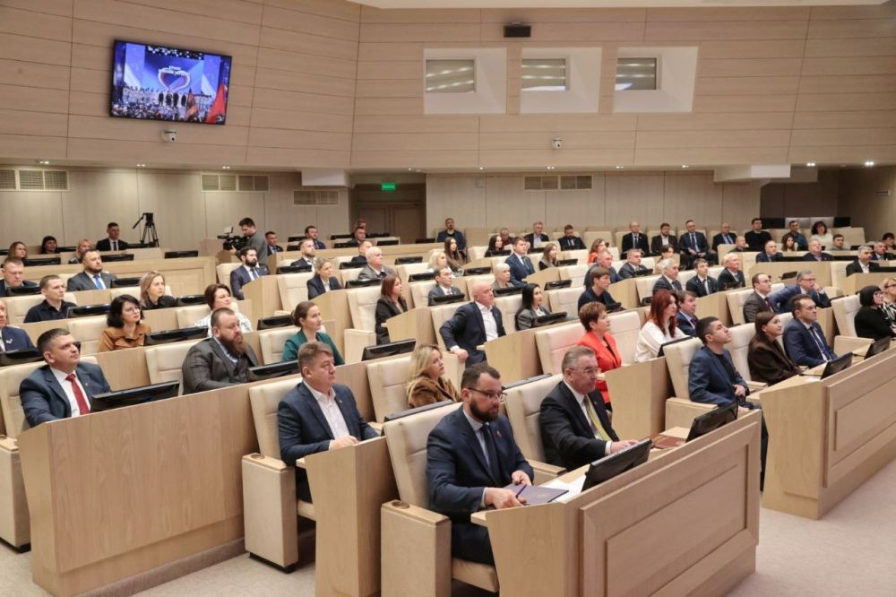 Владимир Константинов: В Крыму открыт семинар законодательных органов и представительных органов местного самоуправления воссоединенных субъектов России Владимир Константинов: В Крыму открыт семинар законодательных органов и представительных органов местного самоуправления воссоединенных субъектов России