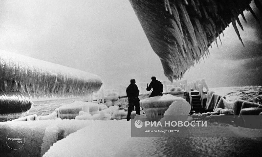 В спецпроекте «Фотоальбом Победы» мы каждый день публикуем небольшую подборку фото- и кинохроники военных лет В спецпроекте «Фотоальбом Победы» мы каждый день публикуем небольшую подборку фото- и кинохроники военных лет