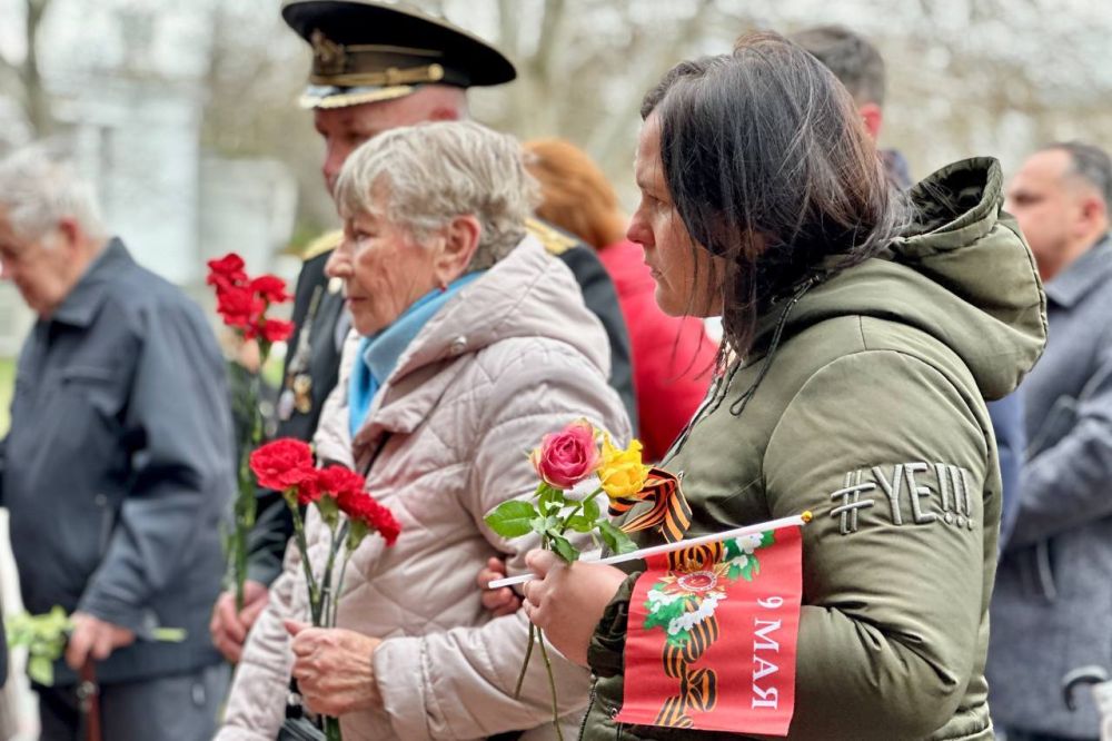 Владимир Немцев: Сегодня у Мемориальной стены в честь героической обороны города 1941-1942 годов прошёл традиционный памятный митинг, посвящённый Международному дню освобождения узников фашистских концлагерей Владимир Немцев: Сегодня у Мемориальной стены в честь героической обороны города 1941-1942 годов прошёл традиционный памятный митинг, посвящённый Международному дню освобождения узников фашистских концлагерей