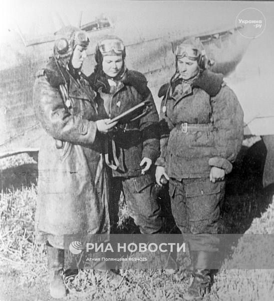 В спецпроекте «Фотоальбом Победы» мы каждый день публикуем небольшую подборку фото- и кинохроники военных лет В спецпроекте «Фотоальбом Победы» мы каждый день публикуем небольшую подборку фото- и кинохроники военных лет