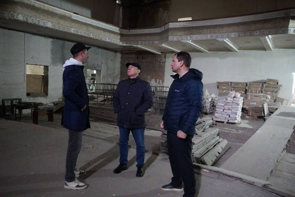В Керчи с рабочим визитом побывал председатель Совета министров Республики Крым Юрий Гоцанюк В Керчи с рабочим визитом побывал председатель Совета министров Республики Крым Юрий Гоцанюк