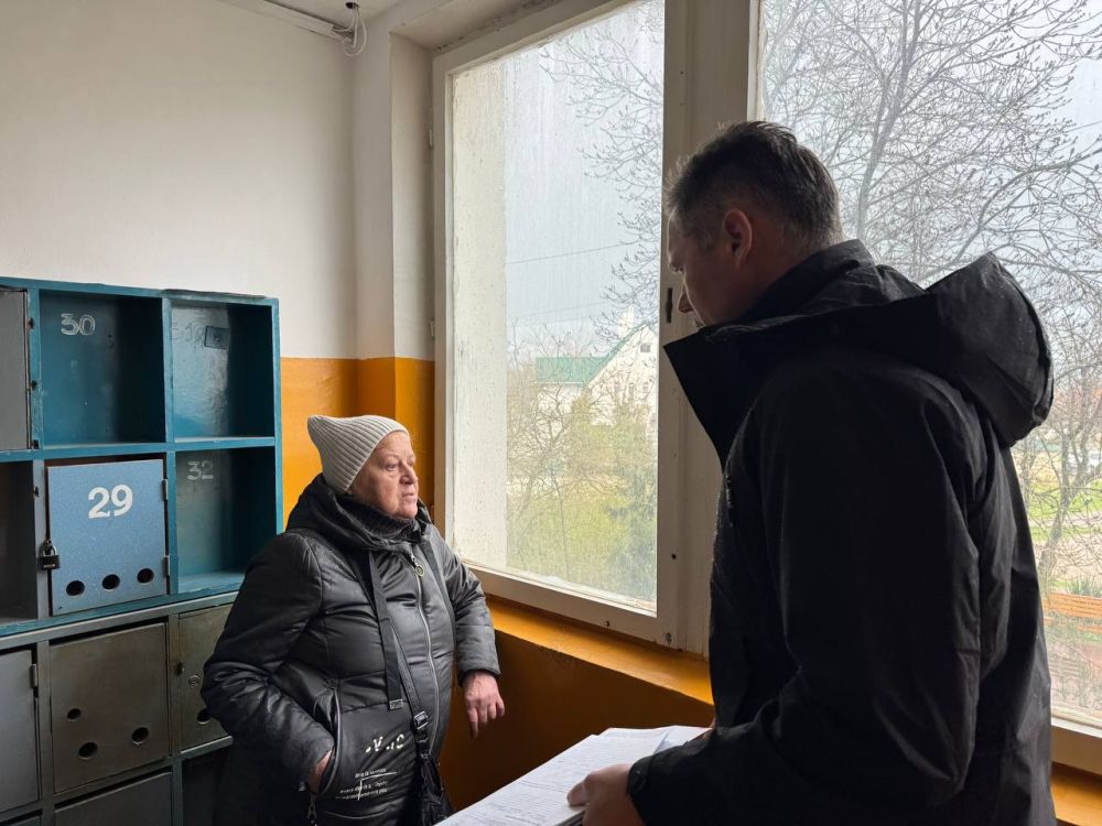 Александр Дудинов: Продолжаем осмотры МКД и встречи с жителями многоэтажек Александр Дудинов: Продолжаем осмотры МКД и встречи с жителями многоэтажек