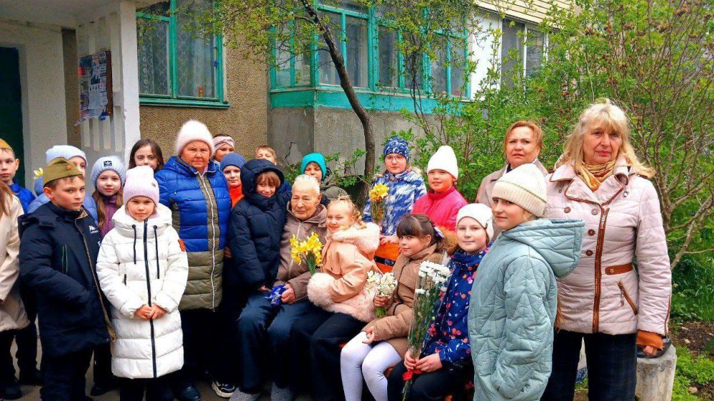 В керченских учреждениях образования прошли прошли мероприятия, посвященные Дню освобождения города от немецко-фашистских захватчиков В керченских учреждениях образования прошли прошли мероприятия, посвященные Дню освобождения города от немецко-фашистских захватчиков