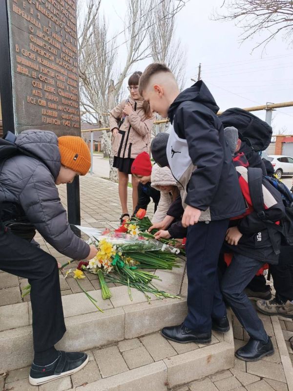 В керченских учреждениях образования прошли прошли мероприятия, посвященные Дню освобождения города от немецко-фашистских захватчиков В керченских учреждениях образования прошли прошли мероприятия, посвященные Дню освобождения города от немецко-фашистских захватчиков