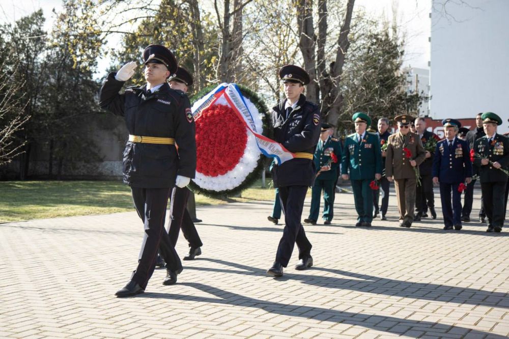 Крымская столица отмечает День освобождения города от немецко-фашистских захватчиков Крымская столица отмечает День освобождения города от немецко-фашистских захватчиков