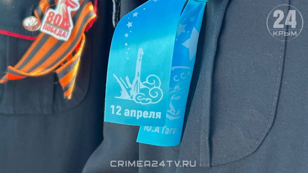 В Ялте состоялась акция «Гагаринская лента» В Ялте состоялась акция «Гагаринская лента»