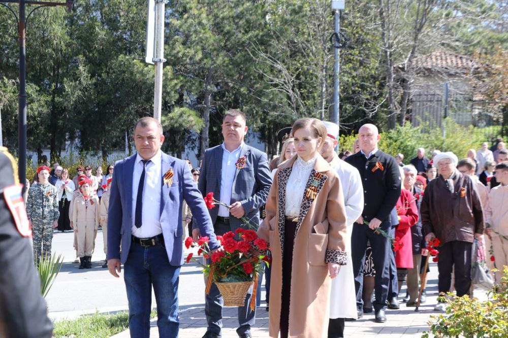 Ольга Урайкина: В эти дни 81 год назад в ходе Крымской наступательной операции Красная армия освободила от немецко-фашистских захватчиков наш Бахчисарайский район Ольга Урайкина: В эти дни 81 год назад в ходе Крымской наступательной операции Красная армия освободила от немецко-фашистских захватчиков наш Бахчисарайский район