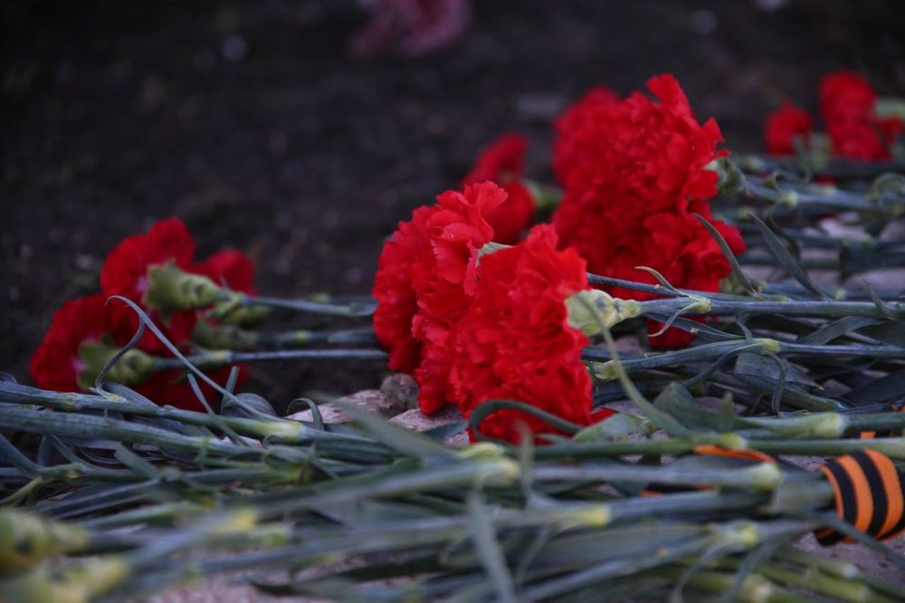 В Бахчисарае почтили память павших воинов-освободителей В Бахчисарае почтили память павших воинов-освободителей