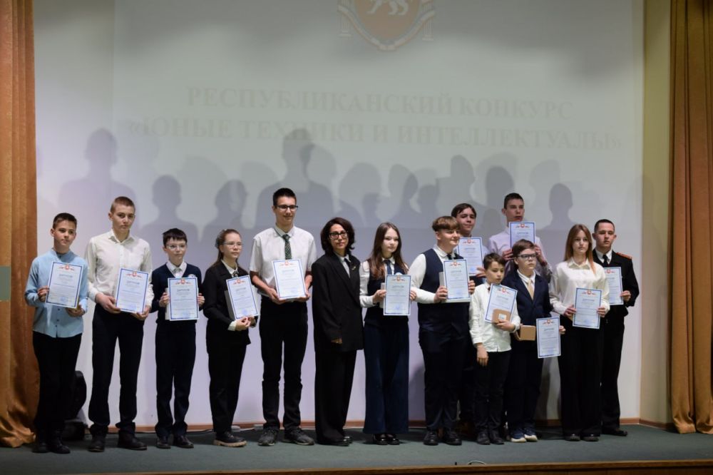 На базе ФГБУН "Научно-исследовательский институт сельского хозяйства Крыма" состоялась торжественная церемония награждения победителей и призёров республиканских конкурсов "Мы - гордость Крыма!" и "Юные техники и... На базе ФГБУН "Научно-исследовательский институт сельского хозяйства Крыма" состоялась торжественная церемония награждения победителей и призёров республиканских конкурсов "Мы - гордость Крыма!" и "Юные техники и...