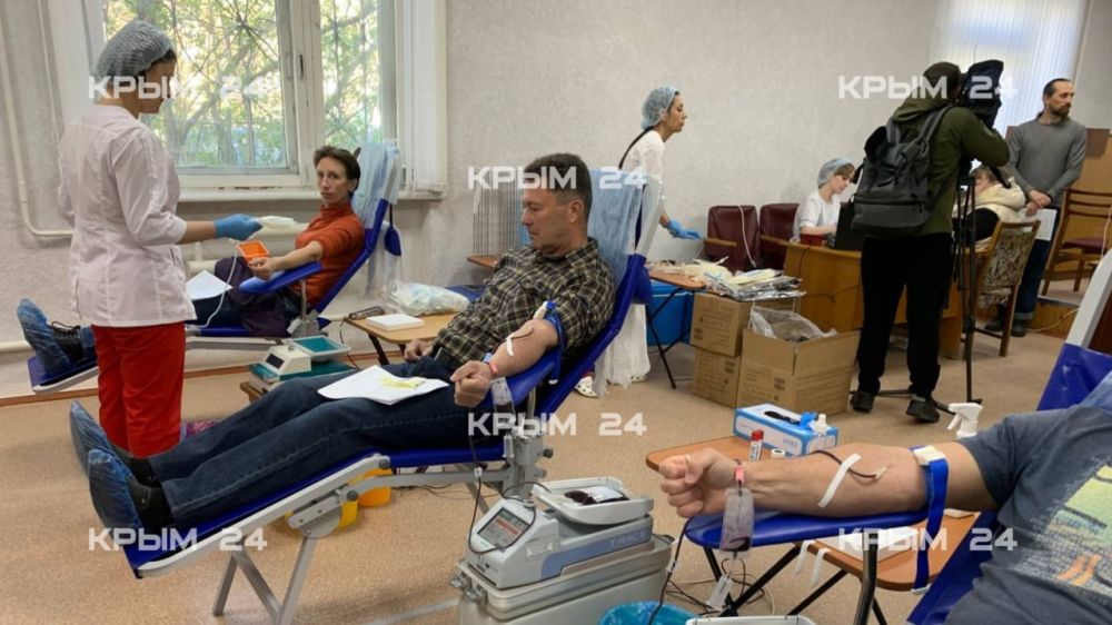 Выездную донорскую акцию совместно с диспансеризацией впервые провели в Бахчисарае Выездную донорскую акцию совместно с диспансеризацией впервые провели в Бахчисарае