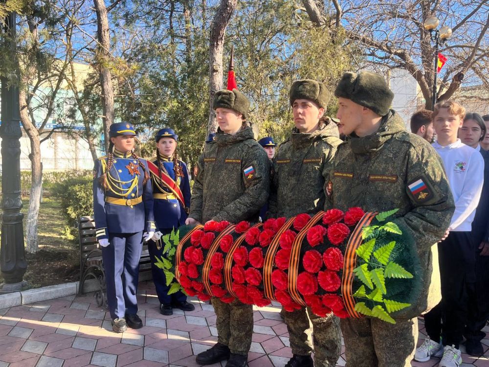 В Черноморском районе открыли Вахту памяти В Черноморском районе открыли Вахту памяти
