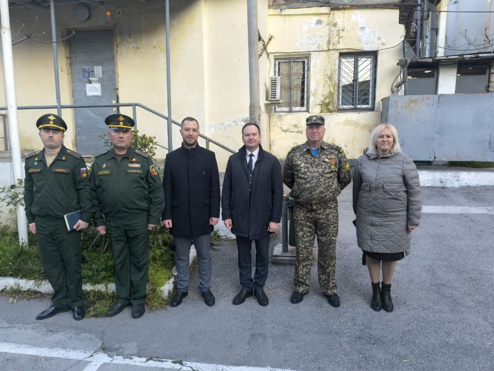 30 ялтинцев пополнили ряды Вооружённых сил РФ 30 ялтинцев пополнили ряды Вооружённых сил РФ