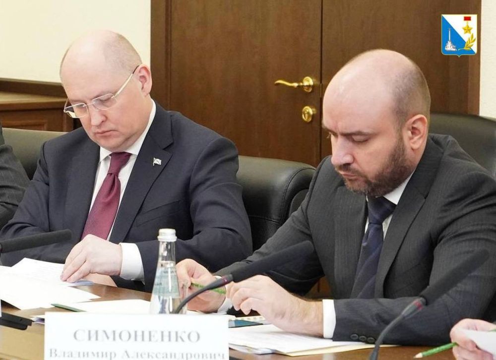 Сегодня губернатор Севастополя Михаил Развожаев участвовал в заседании Президиума Госсовета под руководством Владимира Путина Сегодня губернатор Севастополя Михаил Развожаев участвовал в заседании Президиума Госсовета под руководством Владимира Путина
