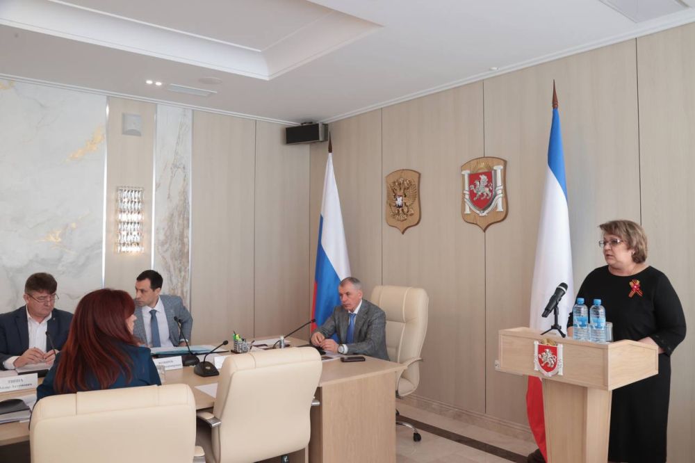 К 80-й годовщине Победы ветераны Крыма получили единовременные выплаты из федерального и регионального бюджетов К 80-й годовщине Победы ветераны Крыма получили единовременные выплаты из федерального и регионального бюджетов
