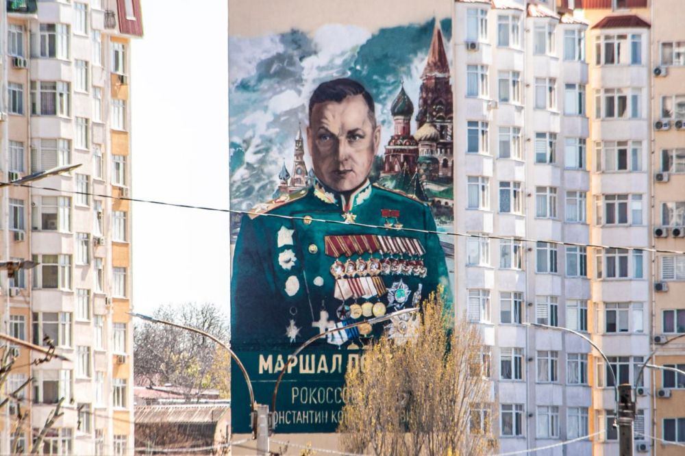 В Симферополе продолжается создание арт-объектов, посвященных маршалам Великой Отечественной войны В Симферополе продолжается создание арт-объектов, посвященных маршалам Великой Отечественной войны