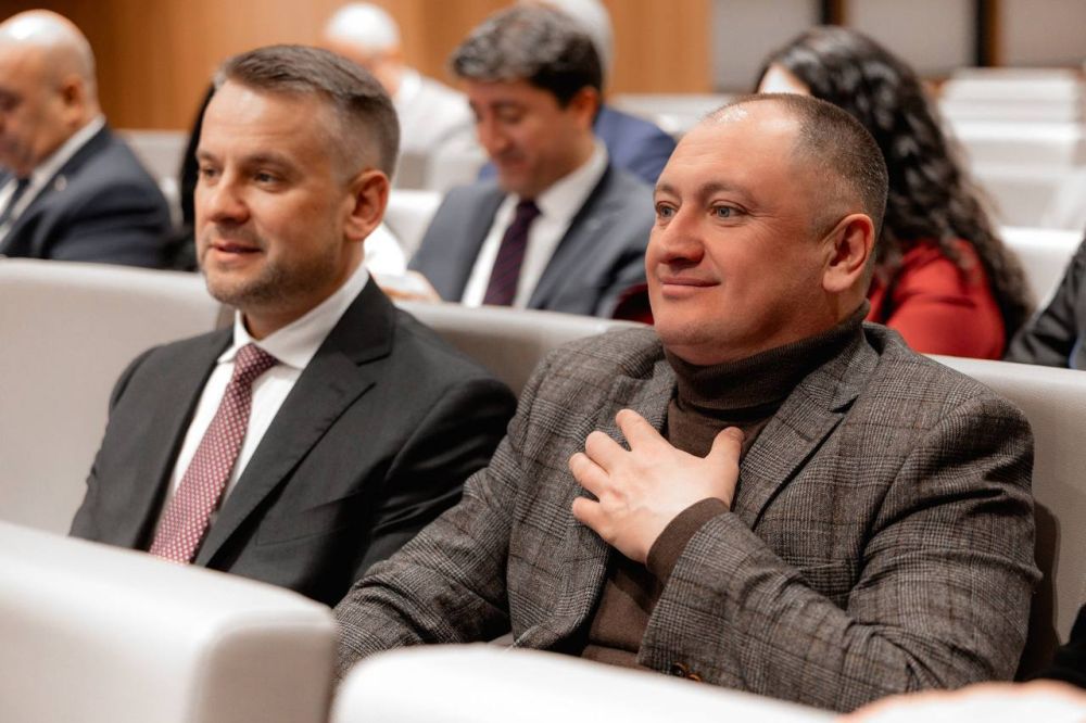 в Федеральном агентстве по делам национальностей состоялось итоговое заседание коллегии , посвященное 10-летию ФАДН России в Федеральном агентстве по делам национальностей состоялось итоговое заседание коллегии , посвященное 10-летию ФАДН России