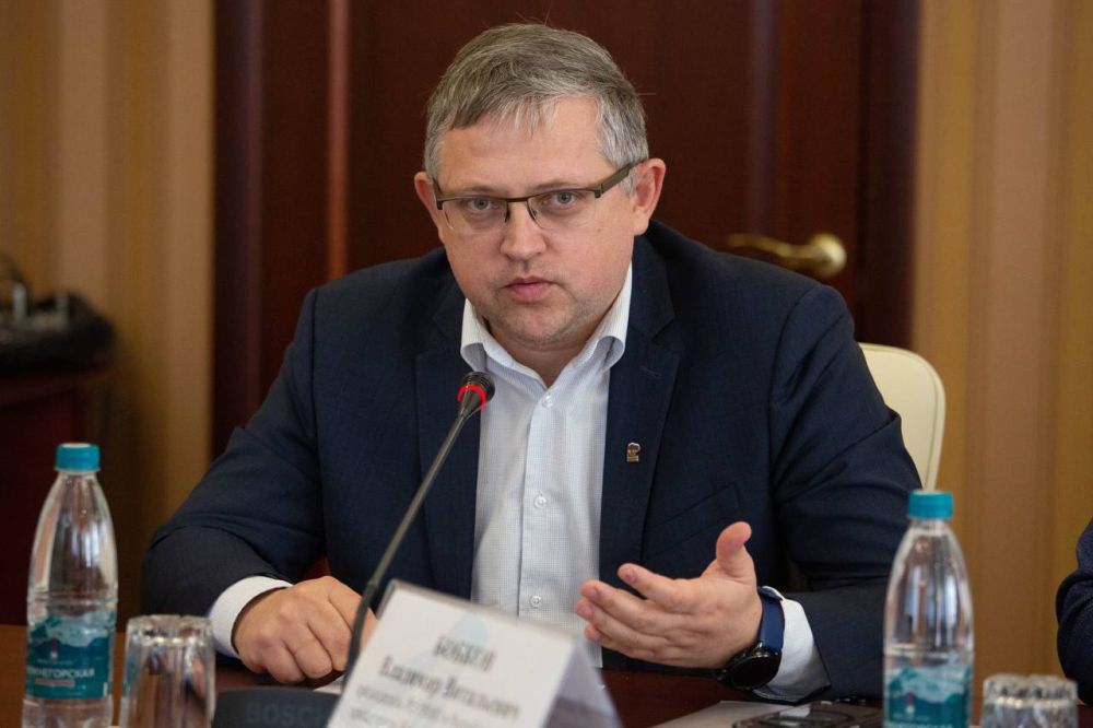 В Симферополе состоялось заседание Попечительского совета Регионального отделения Российского военно-исторического общества в Республике Крым В Симферополе состоялось заседание Попечительского совета Регионального отделения Российского военно-исторического общества в Республике Крым