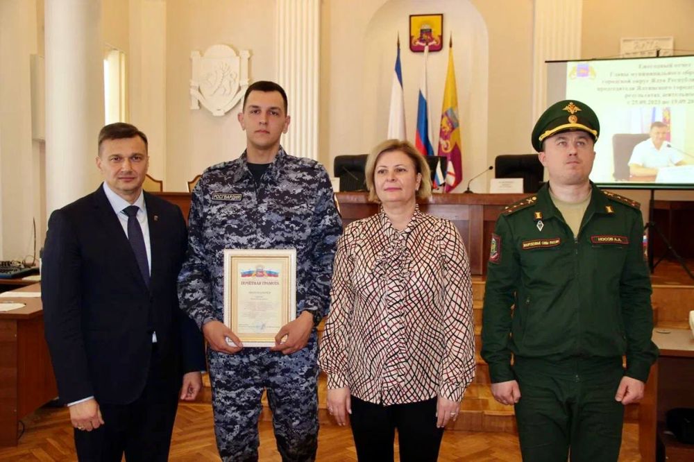 Константин Шимановский: В Ялтинском городском совете состоялась церемония награждения! Константин Шимановский: В Ялтинском городском совете состоялась церемония награждения!