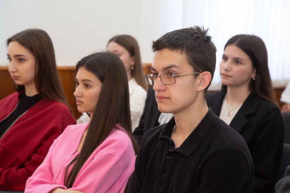 20 апреля в нашей стране отмечается Национальный день донора крови, благодаря которому повышается осведомленность населения о потребности в донорской крови, мотивация людей стать донорами и поддержка тех, кто уже является... 20 апреля в нашей стране отмечается Национальный день донора крови, благодаря которому повышается осведомленность населения о потребности в донорской крови, мотивация людей стать донорами и поддержка тех, кто уже является...