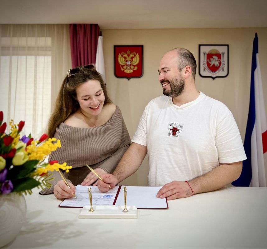 В канун Светлой Пасхи мероприятия в отделах ЗАГС Крыма были особенно трогательными. В канун Светлой Пасхи мероприятия в отделах ЗАГС Крыма были особенно трогательными.