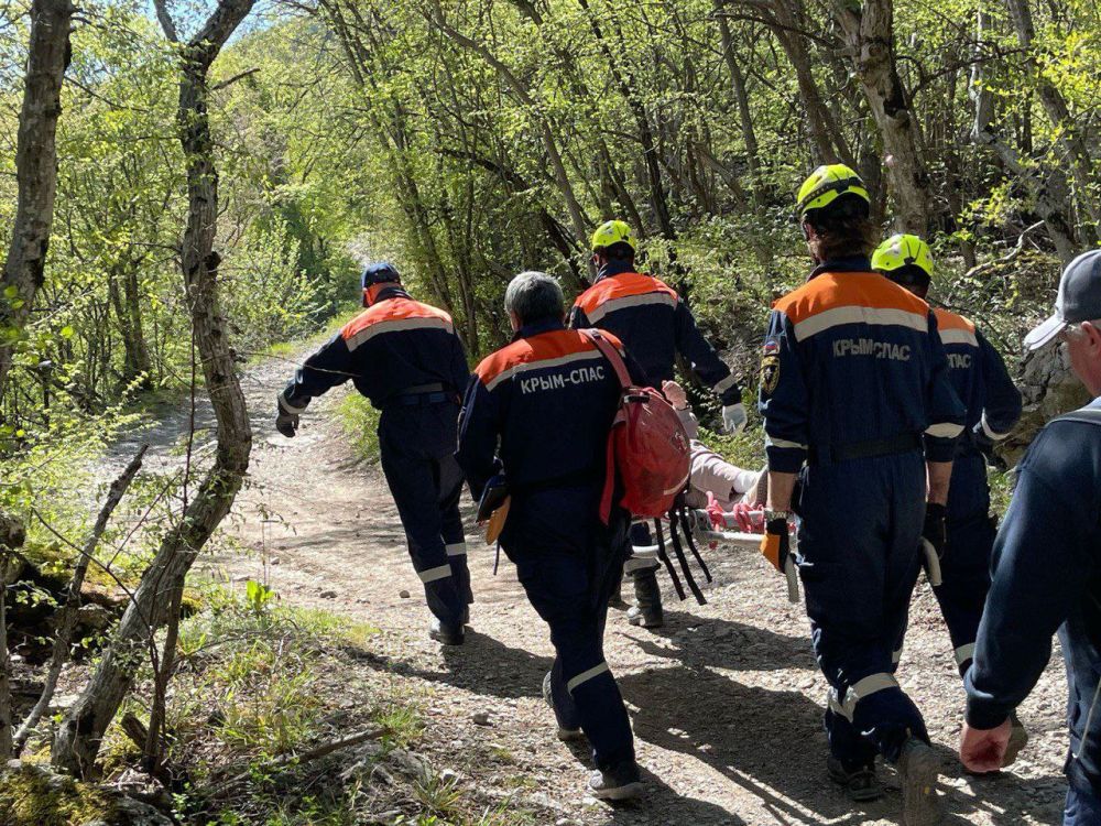 Сотрудники "КРЫМ-СПАС" за прошедшие выходные дни дважды оказывали помощь туристам, травмировавшимся в горах Сотрудники "КРЫМ-СПАС" за прошедшие выходные дни дважды оказывали помощь туристам, травмировавшимся в горах