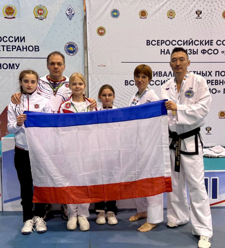 #знайнаших. Керчане отлично выступили на Всероссийских соревнованиях по Тхэквондо ИТФ в Казани #знайнаших. Керчане отлично выступили на Всероссийских соревнованиях по Тхэквондо ИТФ в Казани