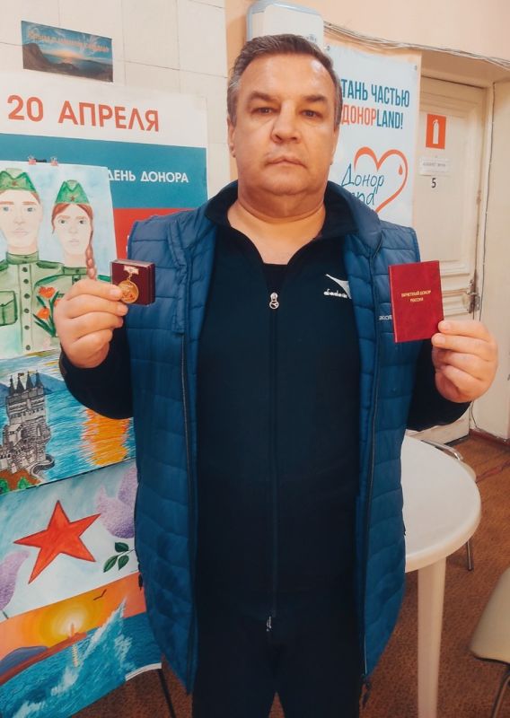 120 ялтинцев приняли участие в донорской акции, посвящённой Дню освобождения города 120 ялтинцев приняли участие в донорской акции, посвящённой Дню освобождения города