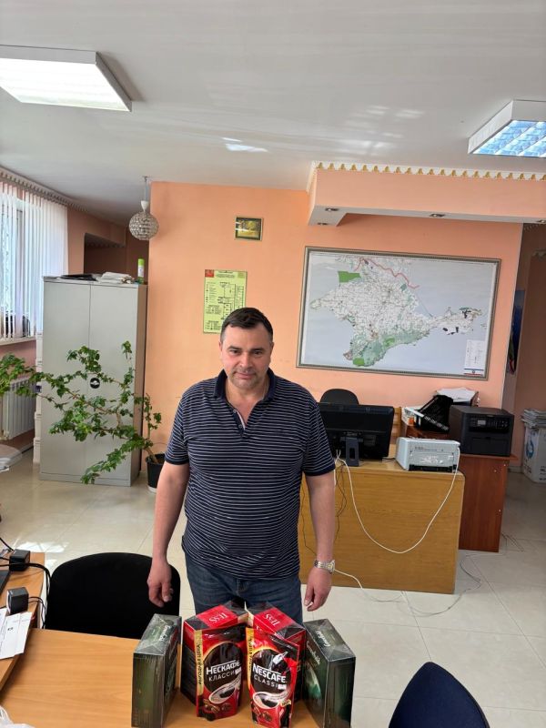 В Крыму прошла акция «Праздничные пасхальные открытки нашим героям» В Крыму прошла акция «Праздничные пасхальные открытки нашим героям»
