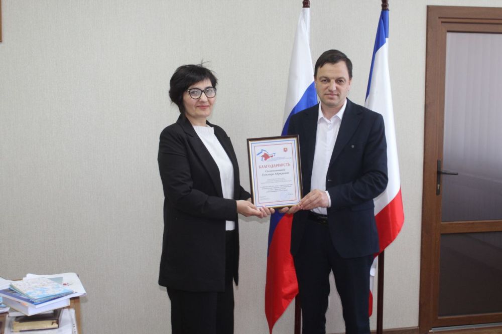 Председатель Госкомнаца Крыма Руслан Якубов провел рабочую встречу с сотрудниками отдела по межнациональным отношениям администрации города Симферополя Председатель Госкомнаца Крыма Руслан Якубов провел рабочую встречу с сотрудниками отдела по межнациональным отношениям администрации города Симферополя
