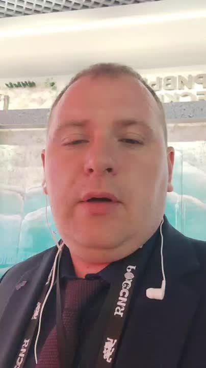 Денис Олейник: Принимая участие в II Всероссийском муниципальном форуме «Малая Родина — сила России», который проходит на базе Национального центра «Россия», не мог не посетить Международную выставку-форум «Россия»