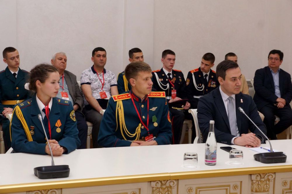 22 апреля 2025 года, в третий день Межрегионального патриотического слета активистов движения ПОСТ №1, посвященного 80-летию Победы в Великой Отечественной войне 1941-1945 годов и 50-летию со дня основания... 22 апреля 2025 года, в третий день Межрегионального патриотического слета активистов движения ПОСТ №1, посвященного 80-летию Победы в Великой Отечественной войне 1941-1945 годов и 50-летию со дня основания...